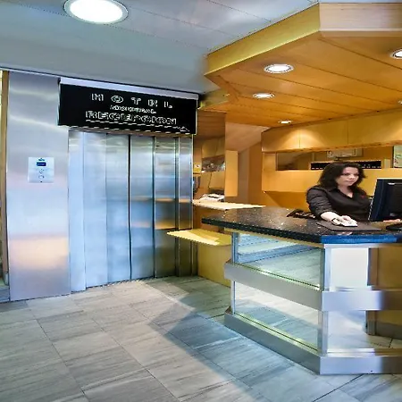 Hotel Monegal 2*
