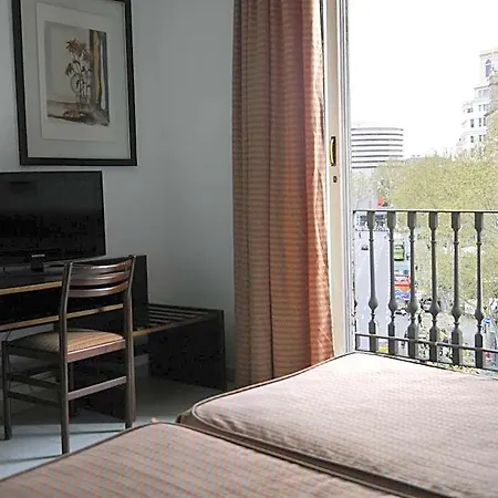Hotel Monegal 2*