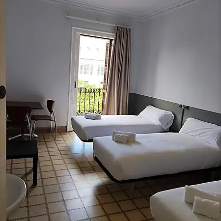 Hotel Monegal 2*