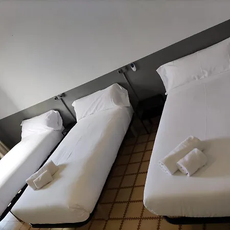 Monegal Otel 2*