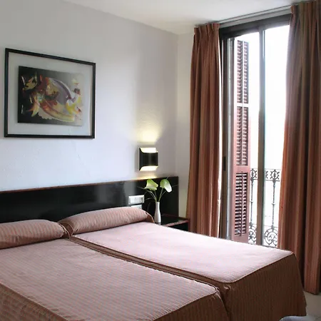 Otel Monegal Barselona